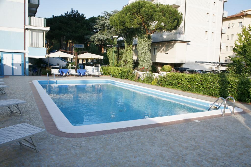 Hotel Primula Azzurra 切尔维亚 外观 照片